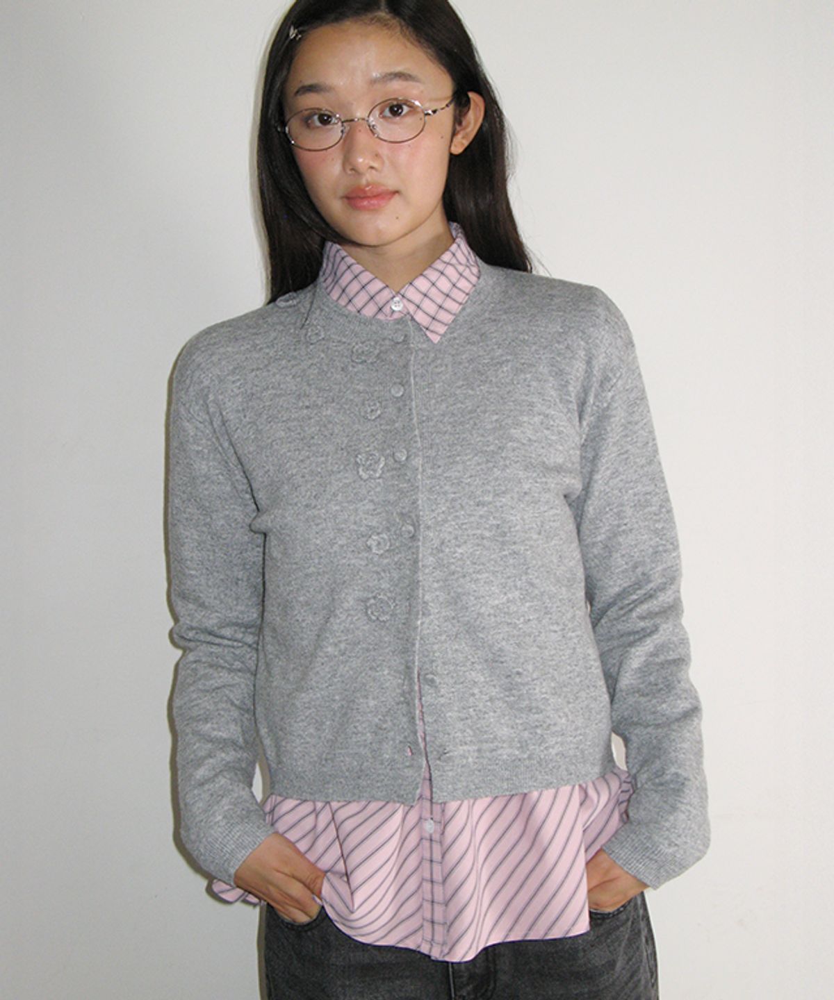 론론(RONRON) HANDMADE BLOSSOM CARDIGAN GREY