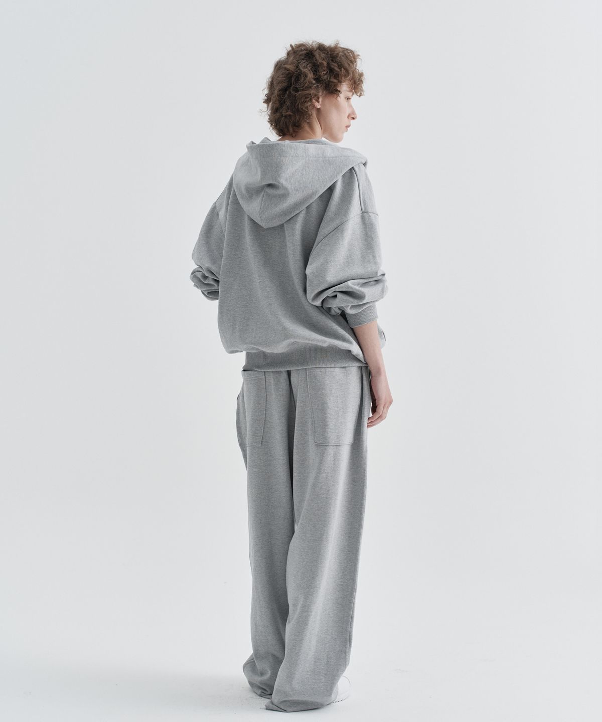 이지오 우먼(EZIO WOMEN) W Riv Semi-Over Fit Hood Zip-up_Melange Grey