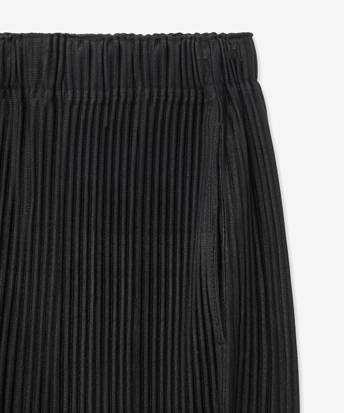 티엔지티(TNGT) Yoyogi Pleats Wide-fit Pants (Black) TNPA5F111BK