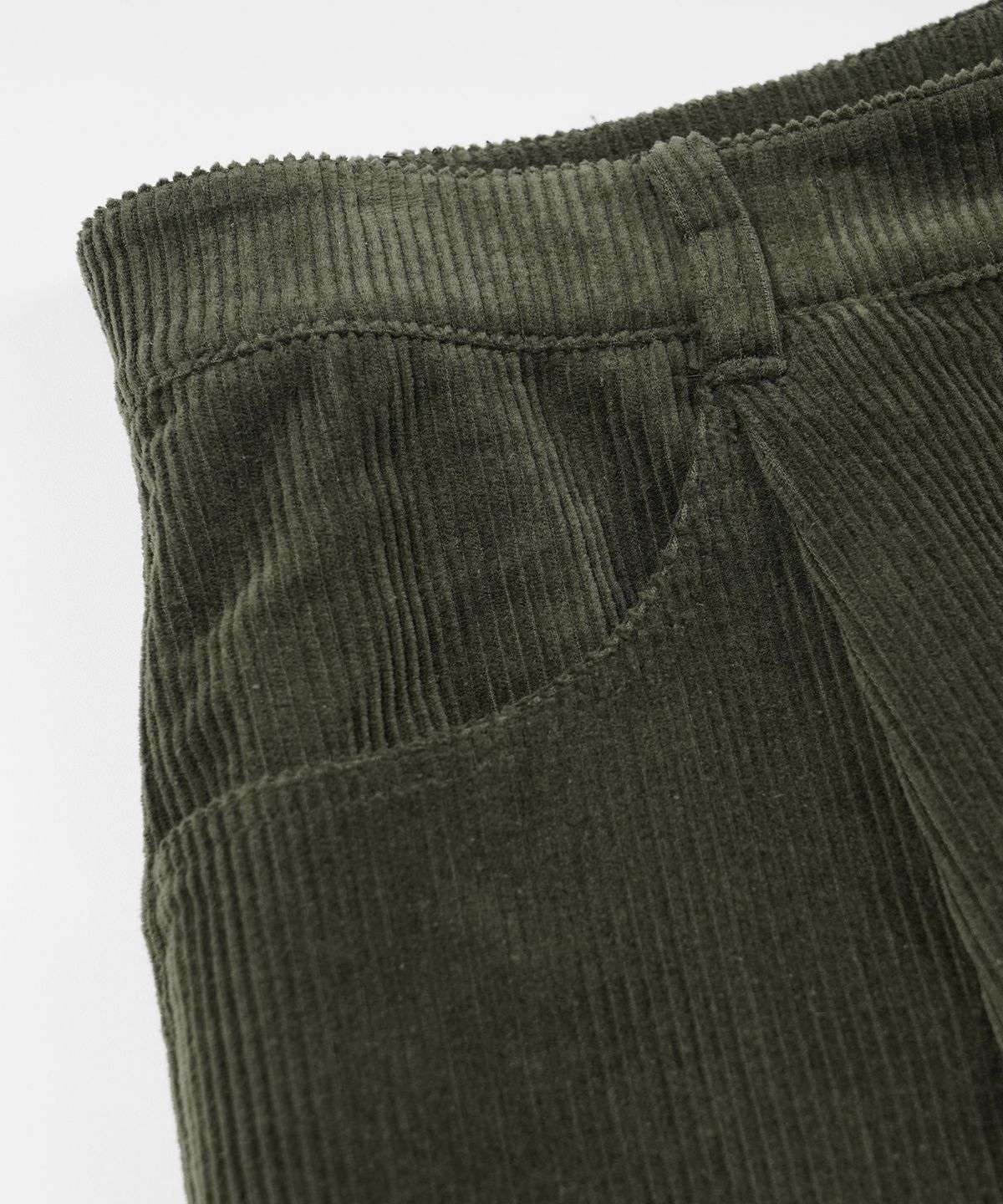 프리즘웍스(FRIZMWORKS) CORDUROY WIDE ONE TUCK PANTS _ OLIVE