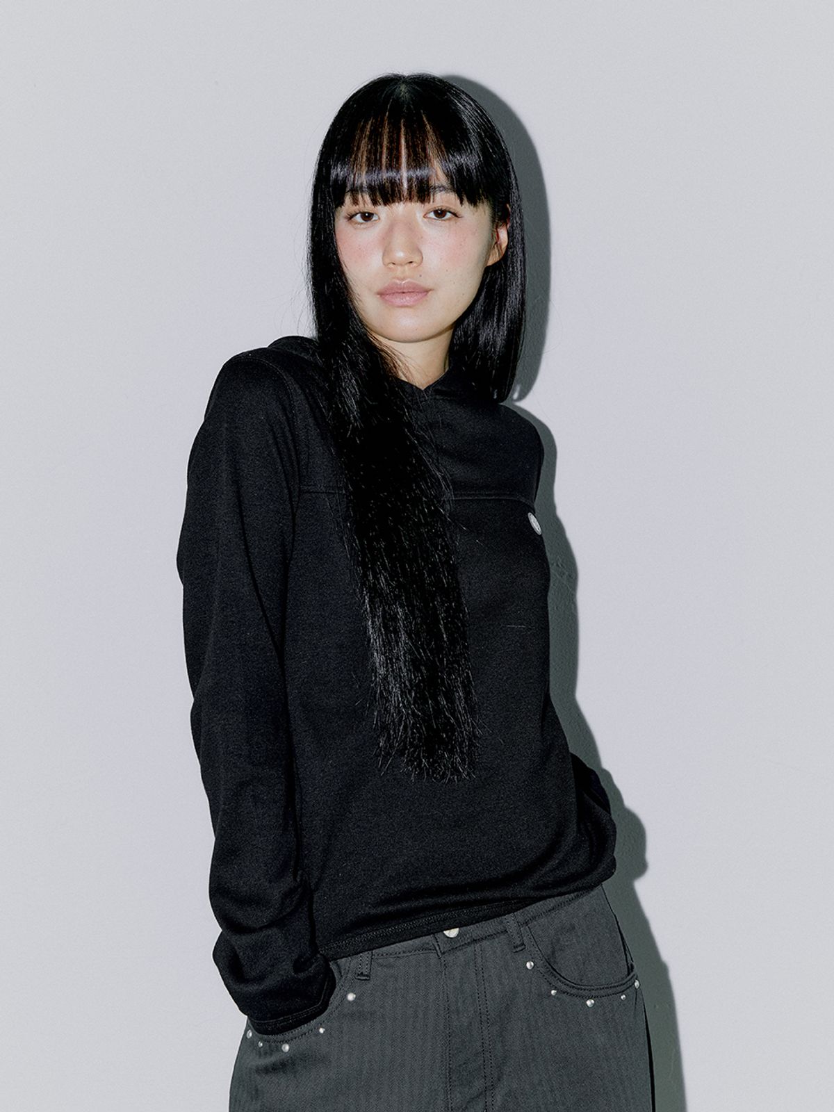 오피쉬(OAFISH) CUTTING LOGO LABEL HOODIE, BLACK