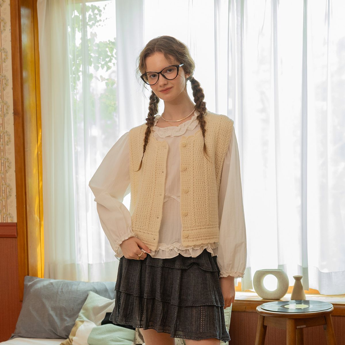 던드롭(DUNDROP) DD_Crochet open knit vest_IVORY