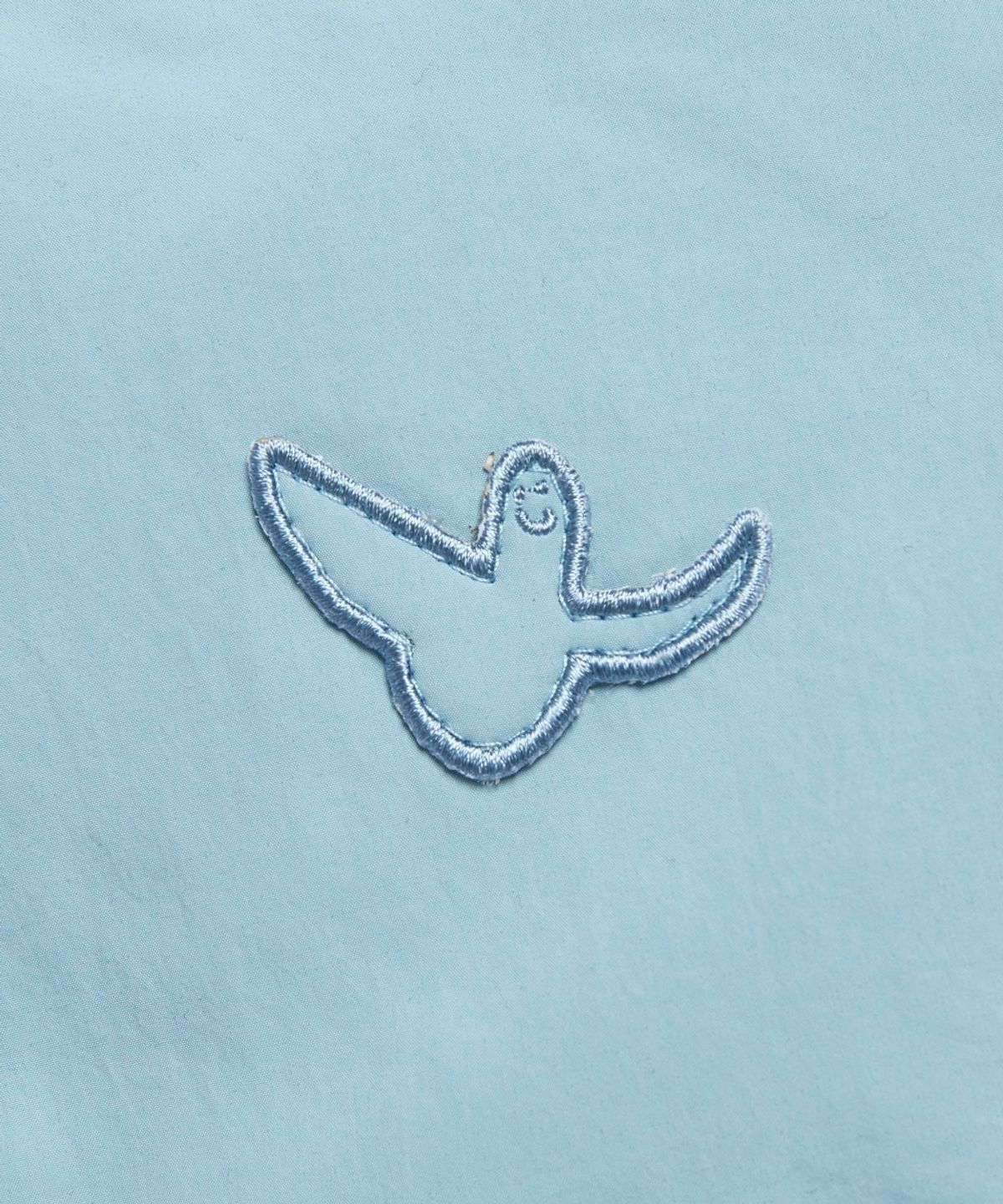 마크곤잘레스(MARK GONZALES) 후드탈부착 올리 라이트 다운 자켓 - GREYISH BLUE
