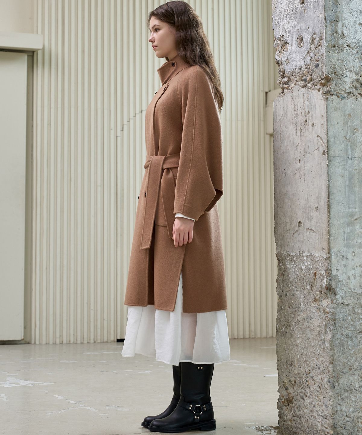 미테(MITTE) HIGH-NECK DOUBLE HAND MADE COAT_CAMEL