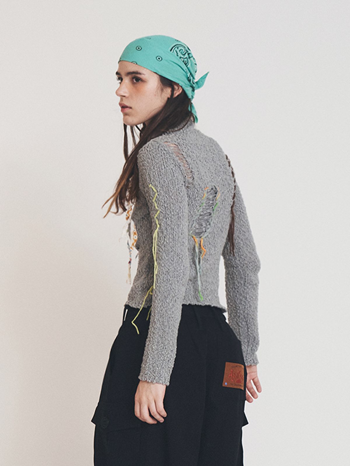 에즈이프 캘리(ASIF CALIE) VINTAGE DESTROYED KNIT GRAY