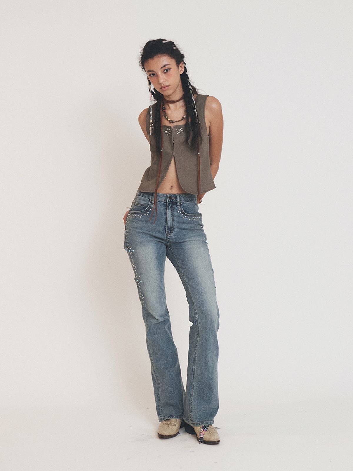 에즈이프 캘리(ASIF CALIE) DESERT HOOK BUSTIER KHAKI BEIGE