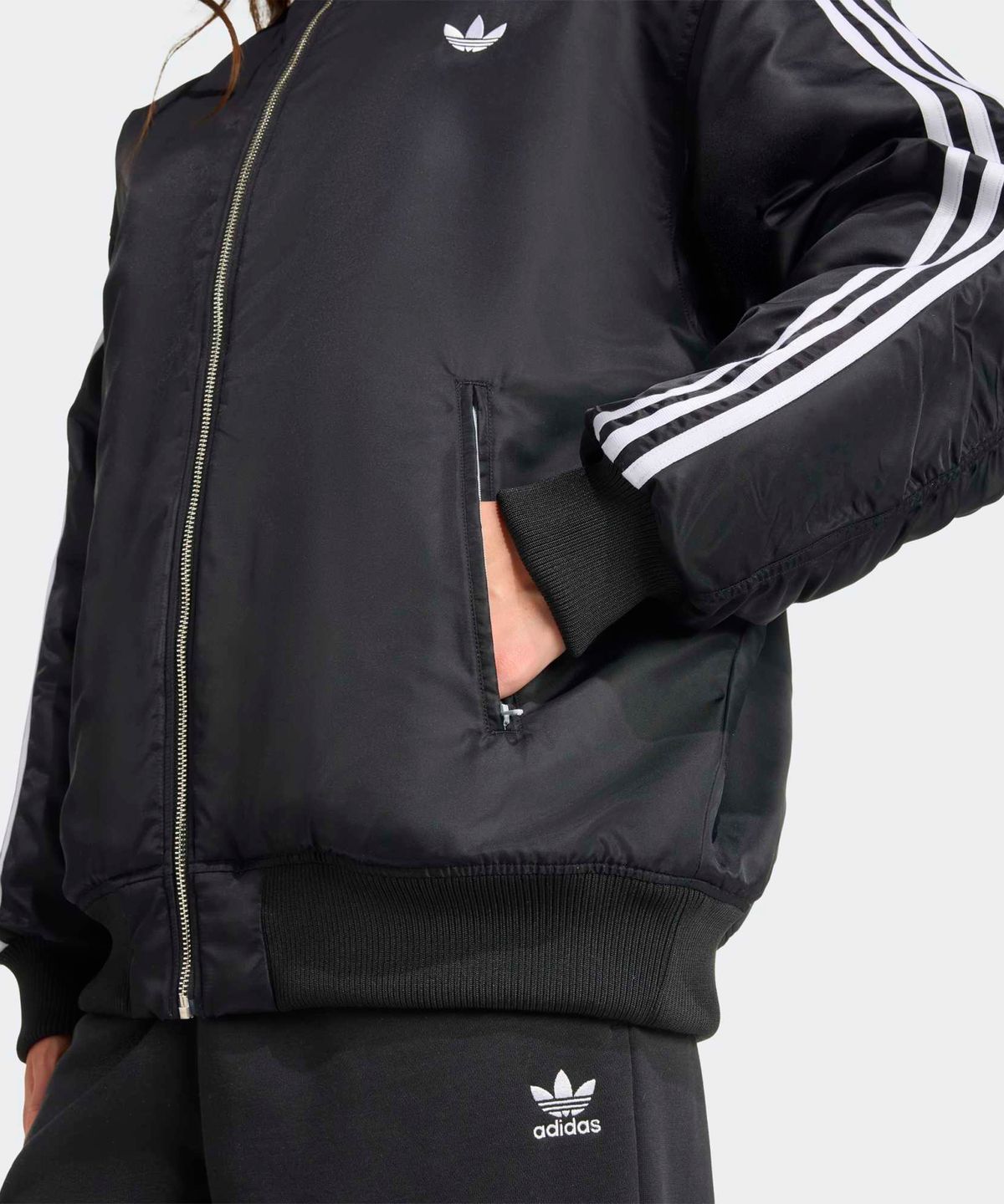 아디다스(ADIDAS) 파이어버드 오버사이즈 봄버 재킷 - 블랙 / JX2991