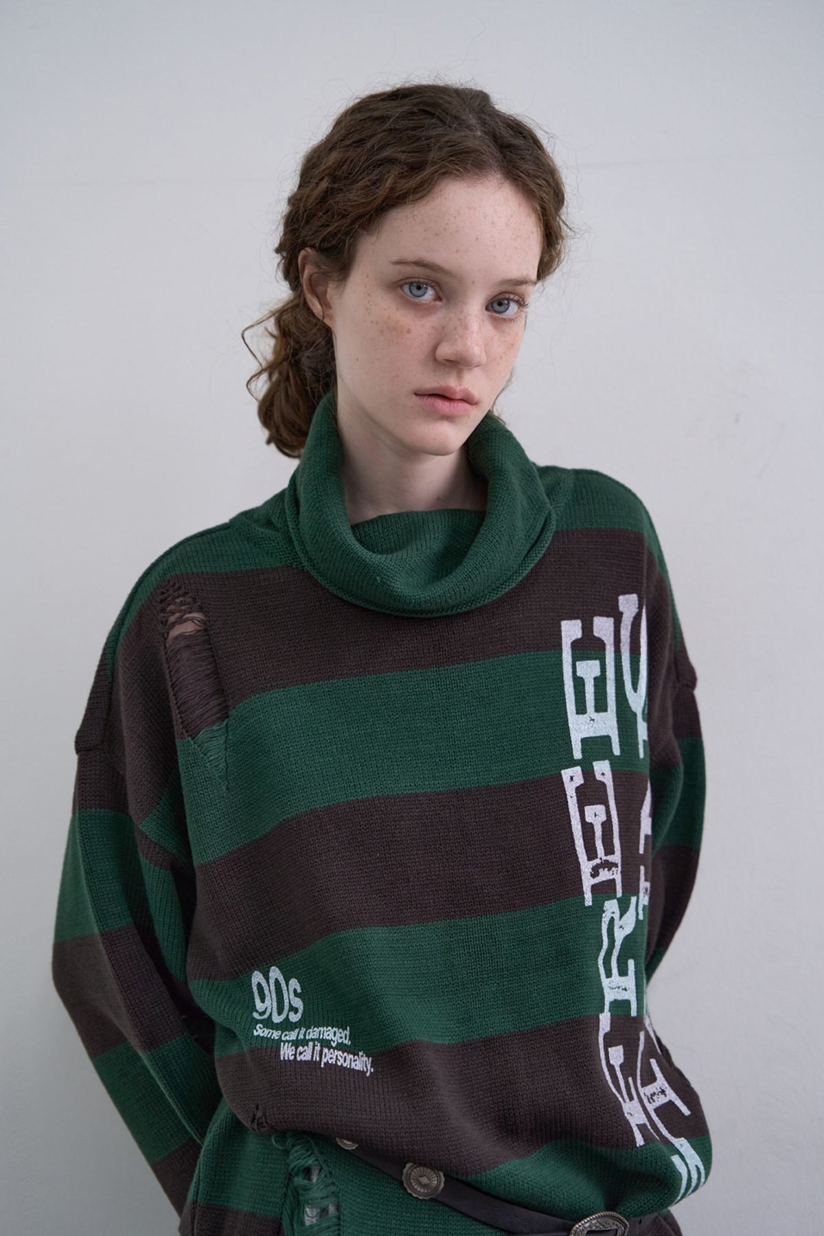 메인부스(MAINBOOTH) Free Stains Damage Sweater(GREEN)
