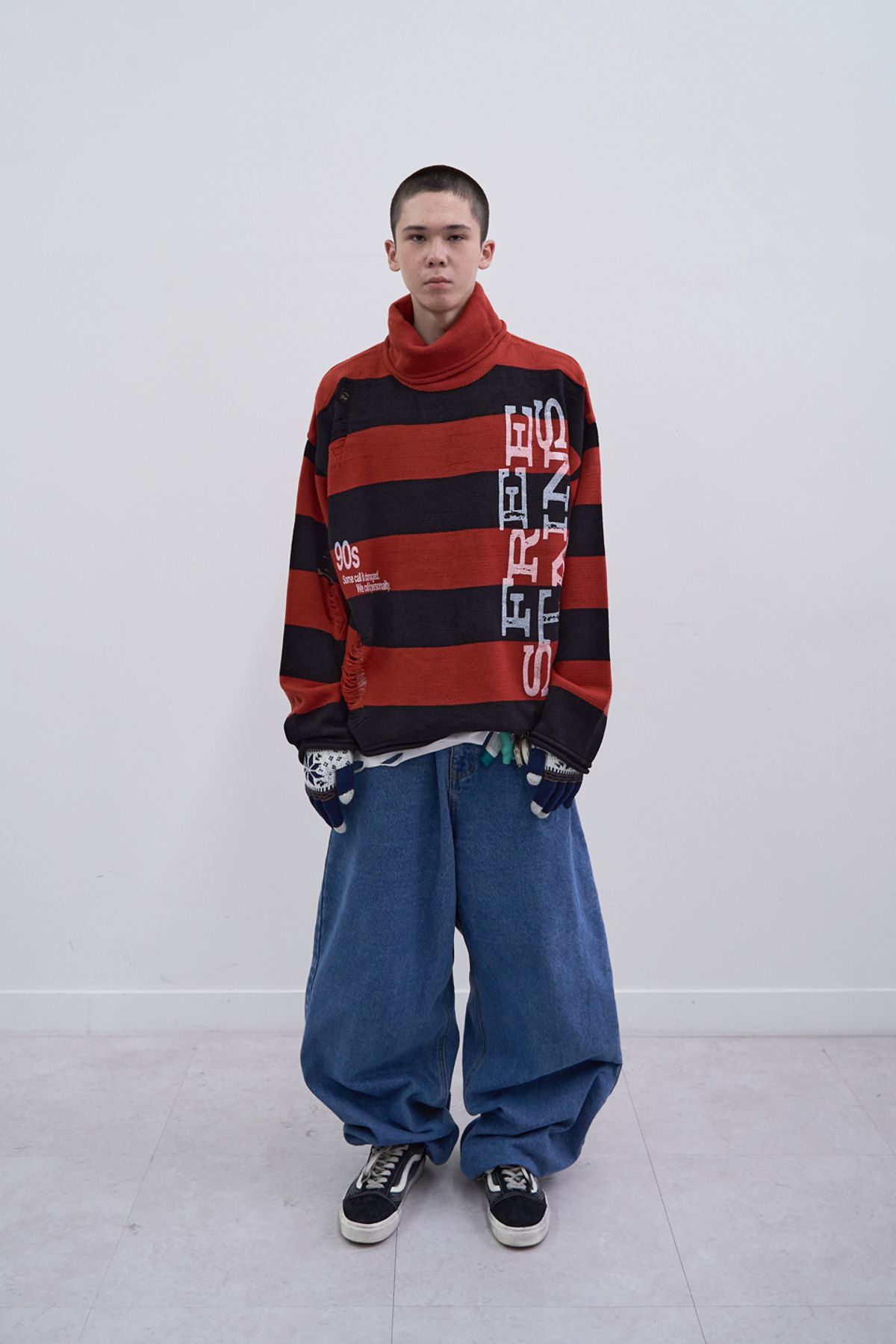 메인부스(MAINBOOTH) Free Stains Damage Sweater(RED)