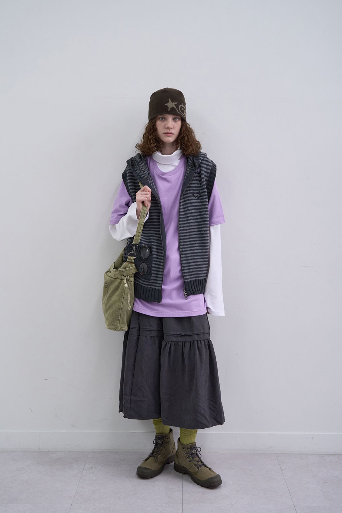 메인부스(MAINBOOTH) Lilo Knit Vest(CHARCOAL)