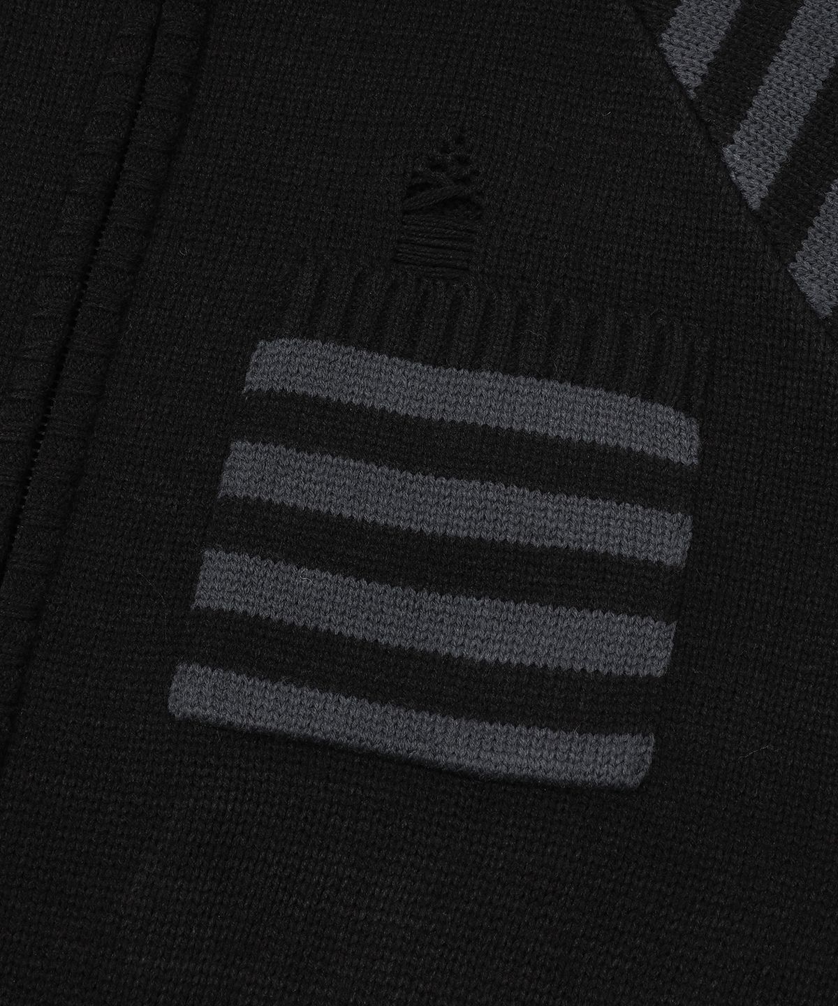 메인부스(MAINBOOTH) Pipi Zip-up Sweater(BLACK)