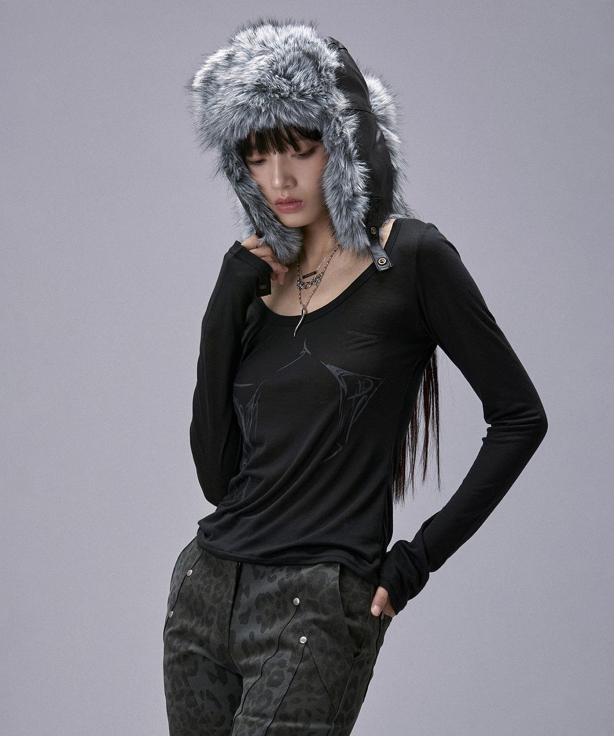 키치앤키스(KITSCH&KISS) Silhouette Sheer Long Sleeve Tee (25FTP-LSTS02)