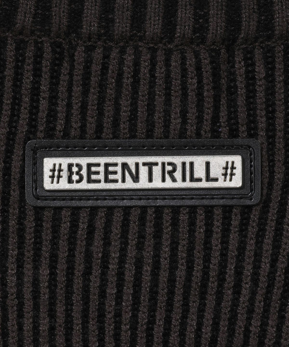 빈트릴(BEENTRILL) 해시태그 베이직 투톤 니트(차콜)