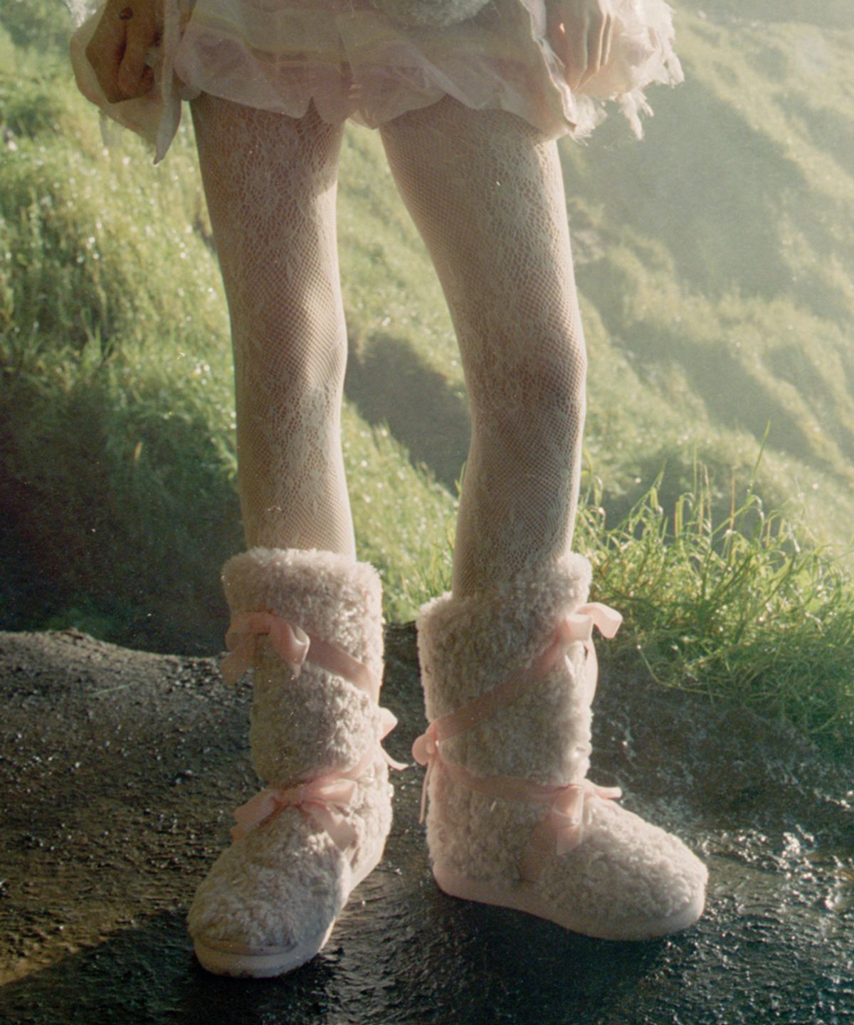 락피쉬웨더웨어(ROCKFISH WEATHERWEAR) [X SUSAN FANG] FURRY MIDDLE BOOTS - 2 colors