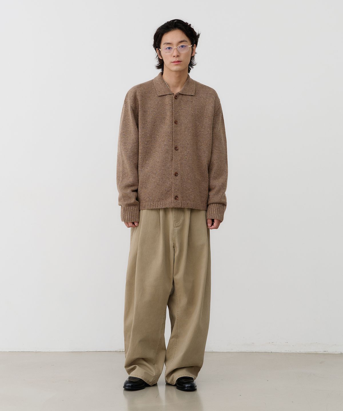 노운(NOUN) wide tapered chino pants (beige)