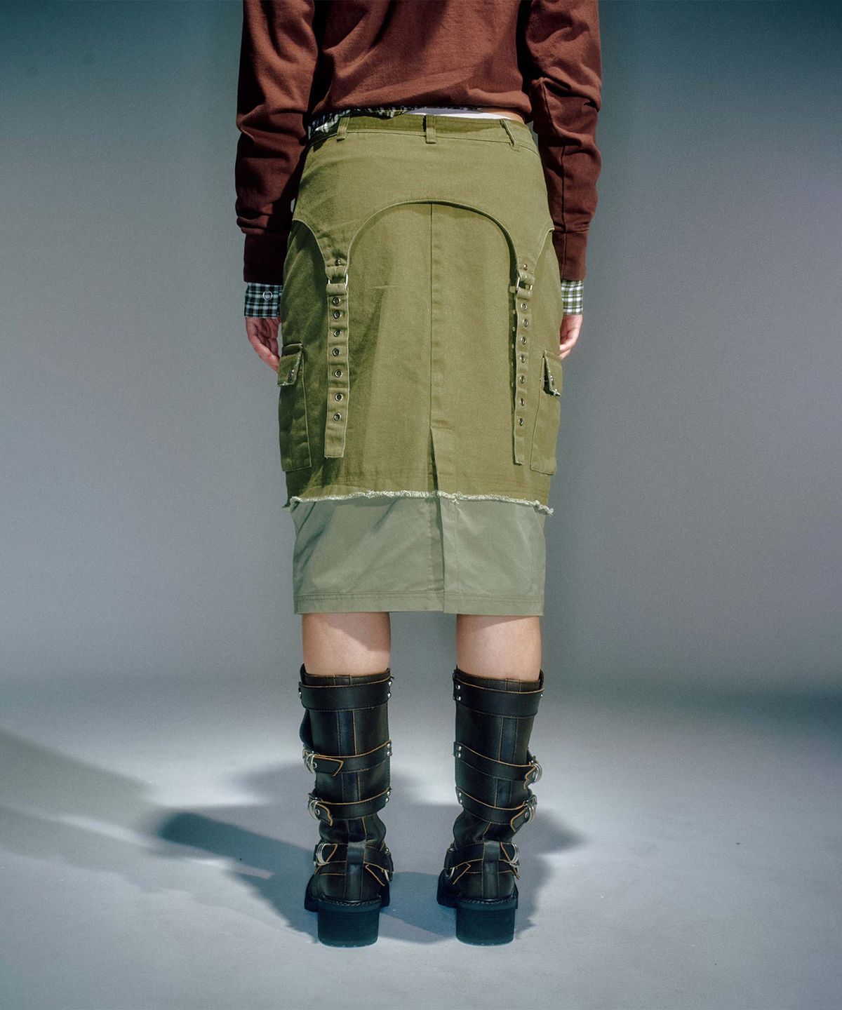 베이컨트 아카이브(VACANT ARCHIVE) WIFFY CARGO MIDI SKIRT KHAKI