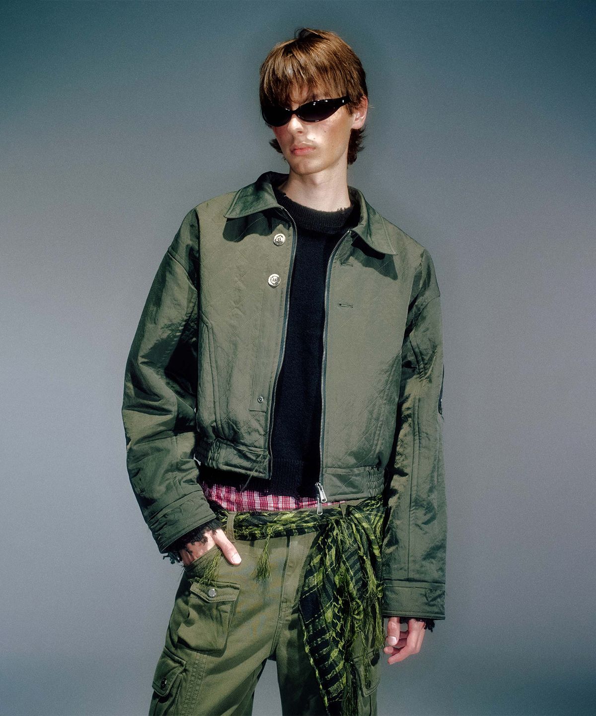 베이컨트 아카이브(VACANT ARCHIVE) MEN MATTY QUILTED BOMBER JACKET KHAKI