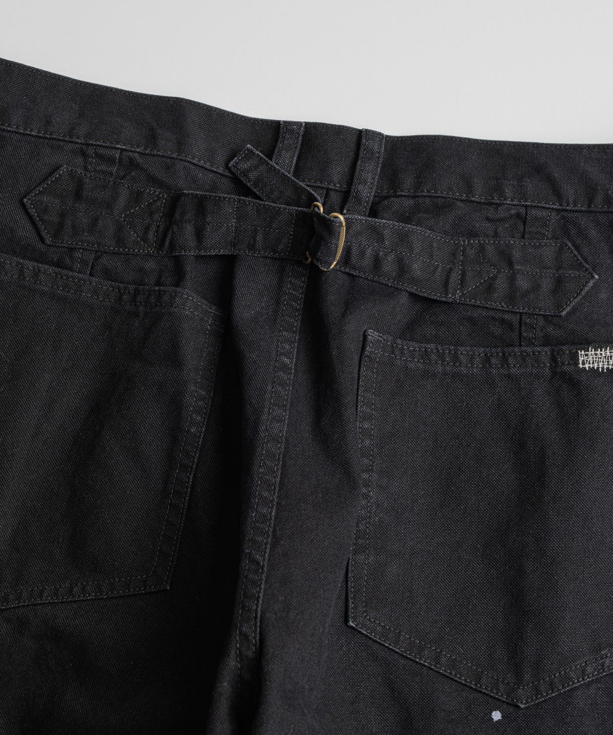 비헤비어(BEHEAVYER) DISTRESSED M35 TROUSER washed black