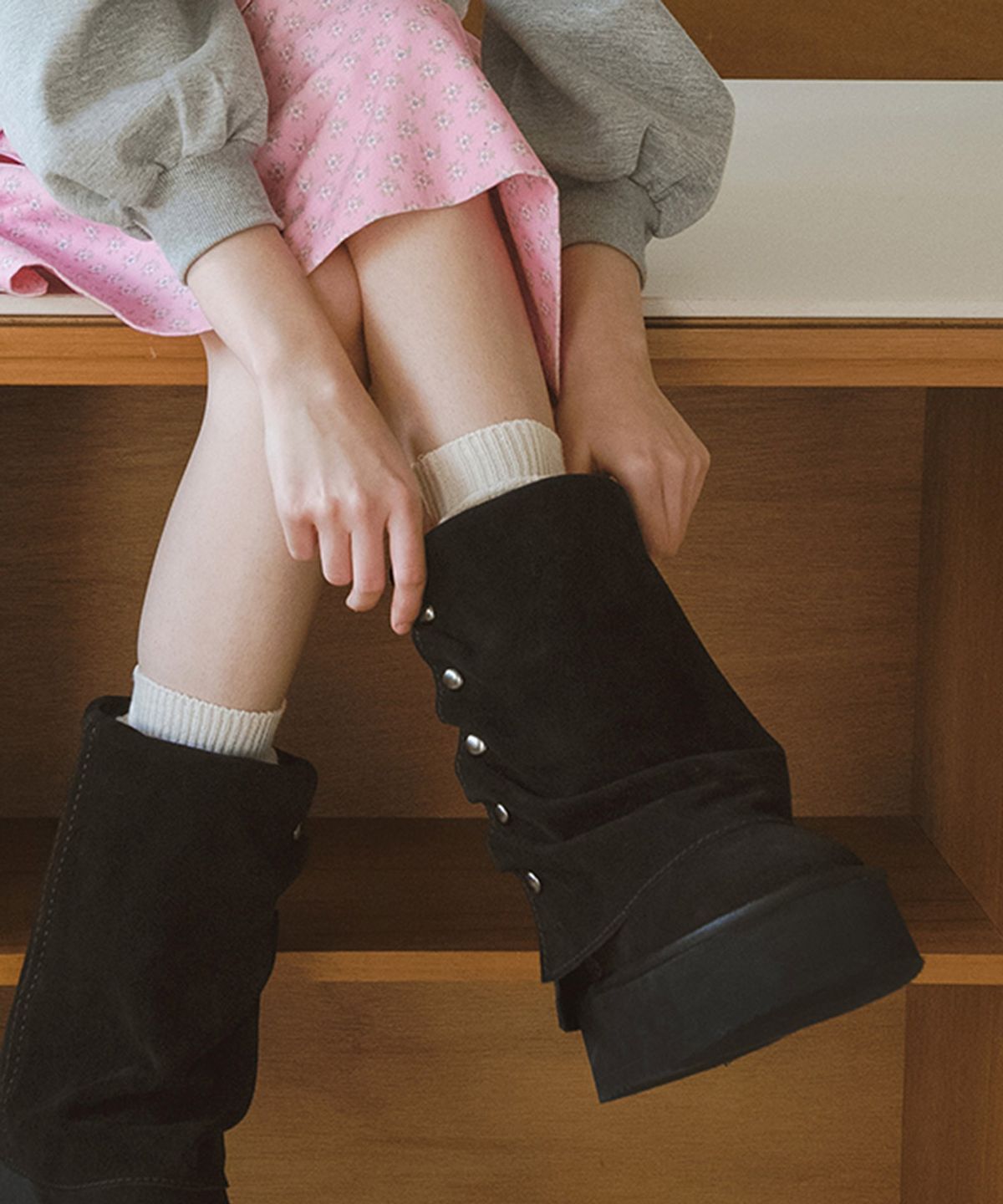 락피쉬웨더웨어(ROCKFISH WEATHERWEAR) STUD MAXI FOLDED BOOTS MIDDLE - 2 colors