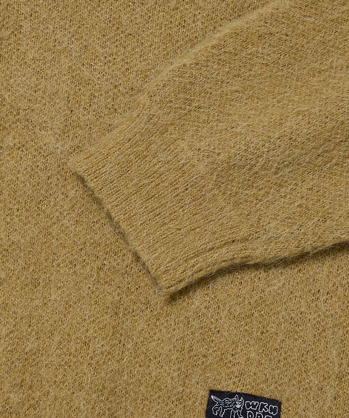 위캔더스(WKNDRS) TATTOO BRUSHED KNIT SWEATER (MUSTARD)