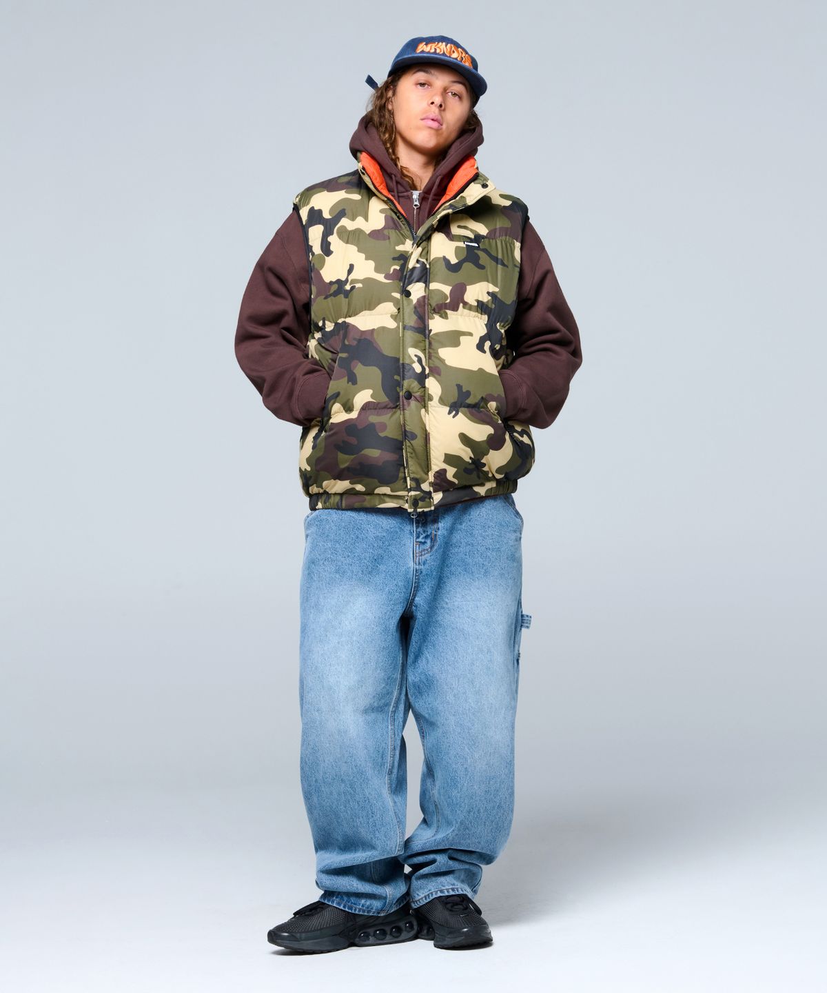 위캔더스(WKNDRS) PUZZLE PUFFER VEST (CAMO)