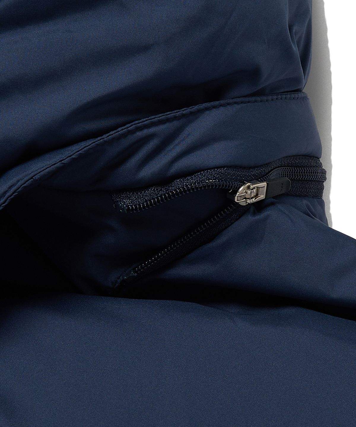 위캔더스(WKNDRS) G-LOGO PUFFER JK (NAVY)