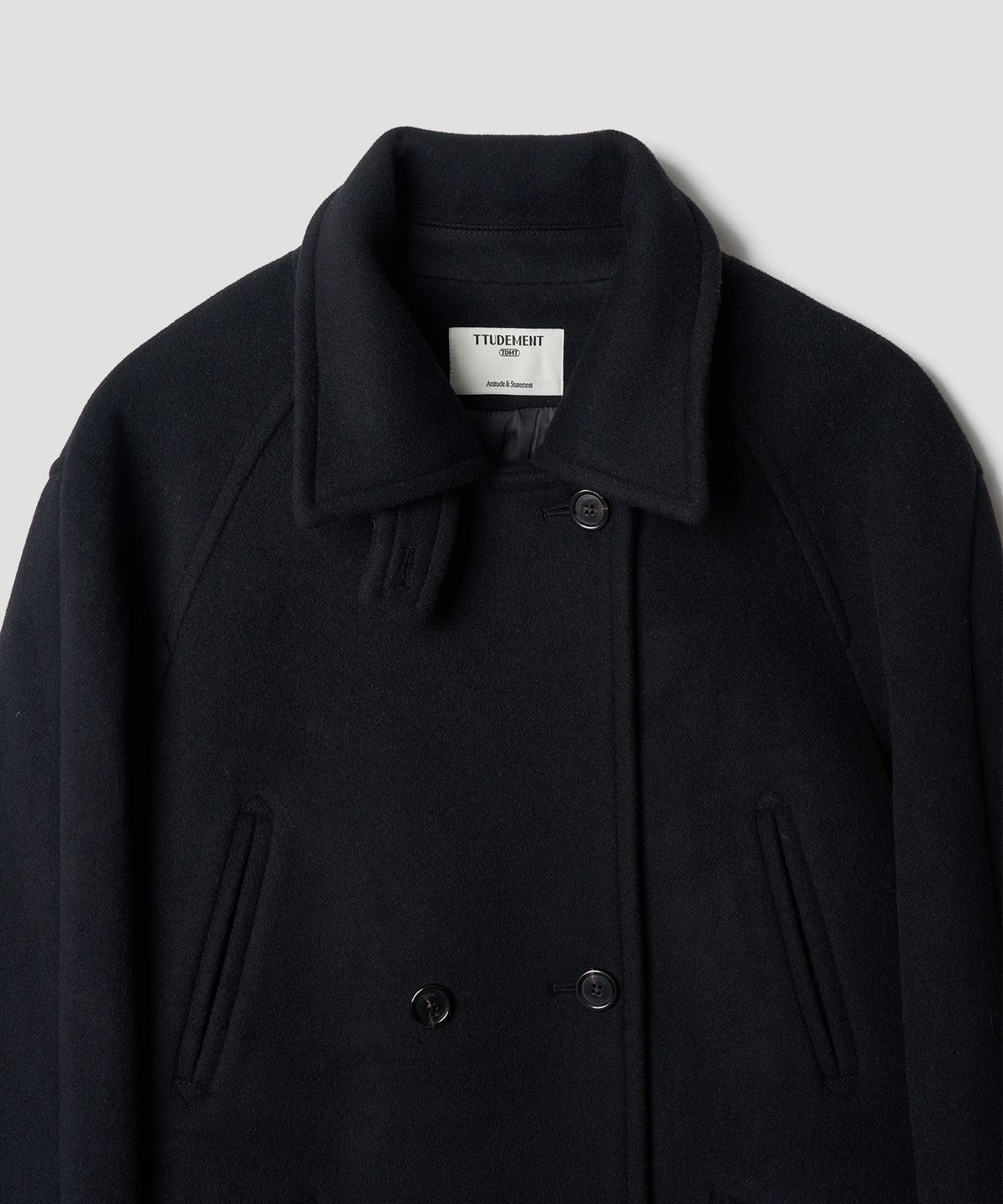 튜드먼트(TTUDEMENT) BELTED HIGHNECK WOOL COAT BLACK