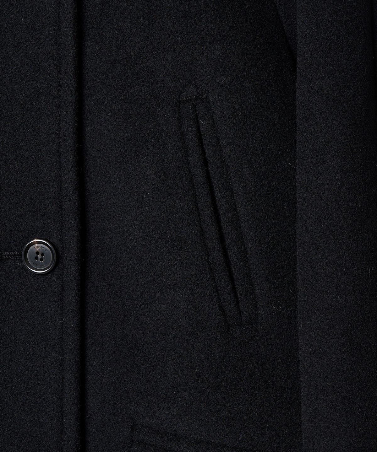 튜드먼트(TTUDEMENT) BELTED HIGHNECK WOOL COAT BLACK