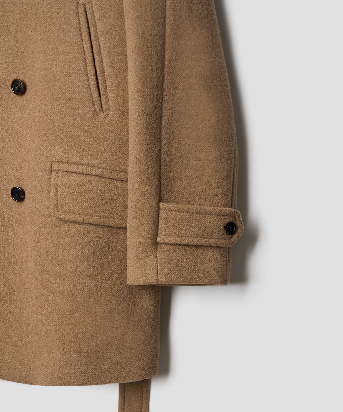 튜드먼트(TTUDEMENT) BELTED HIGHNECK WOOL COAT CAMEL
