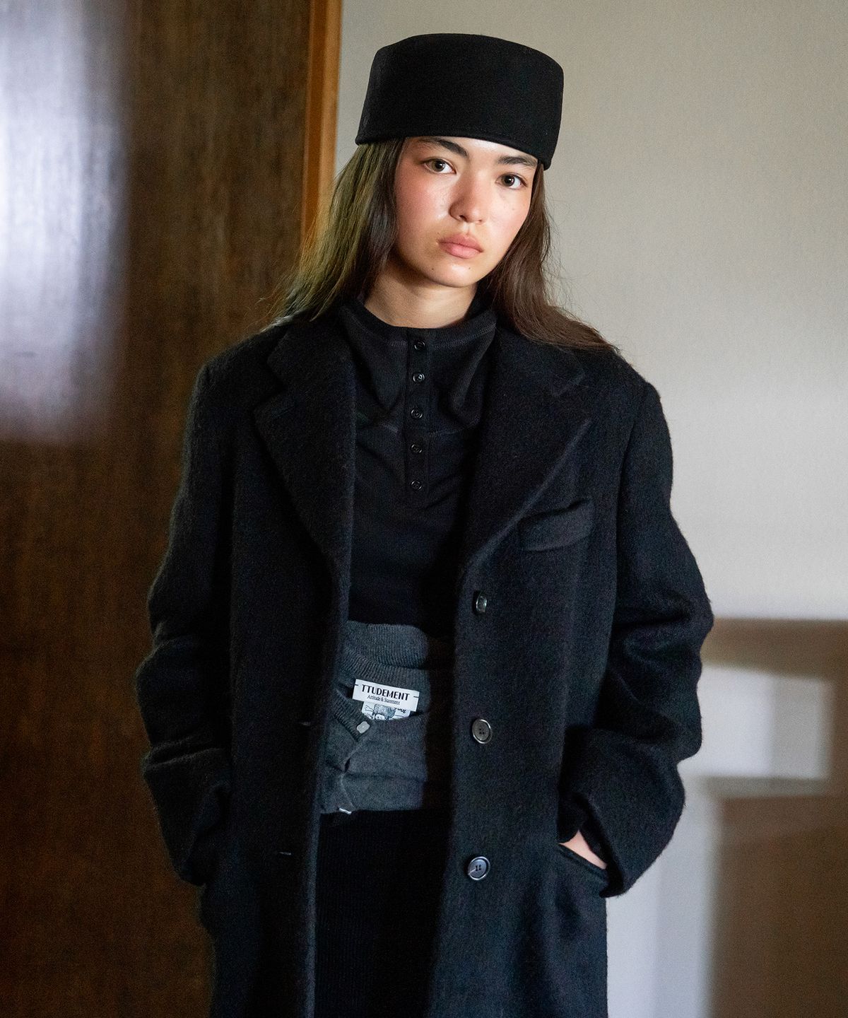 튜드먼트(TTUDEMENT) ALPACA SINGLE LONG COAT BLACK