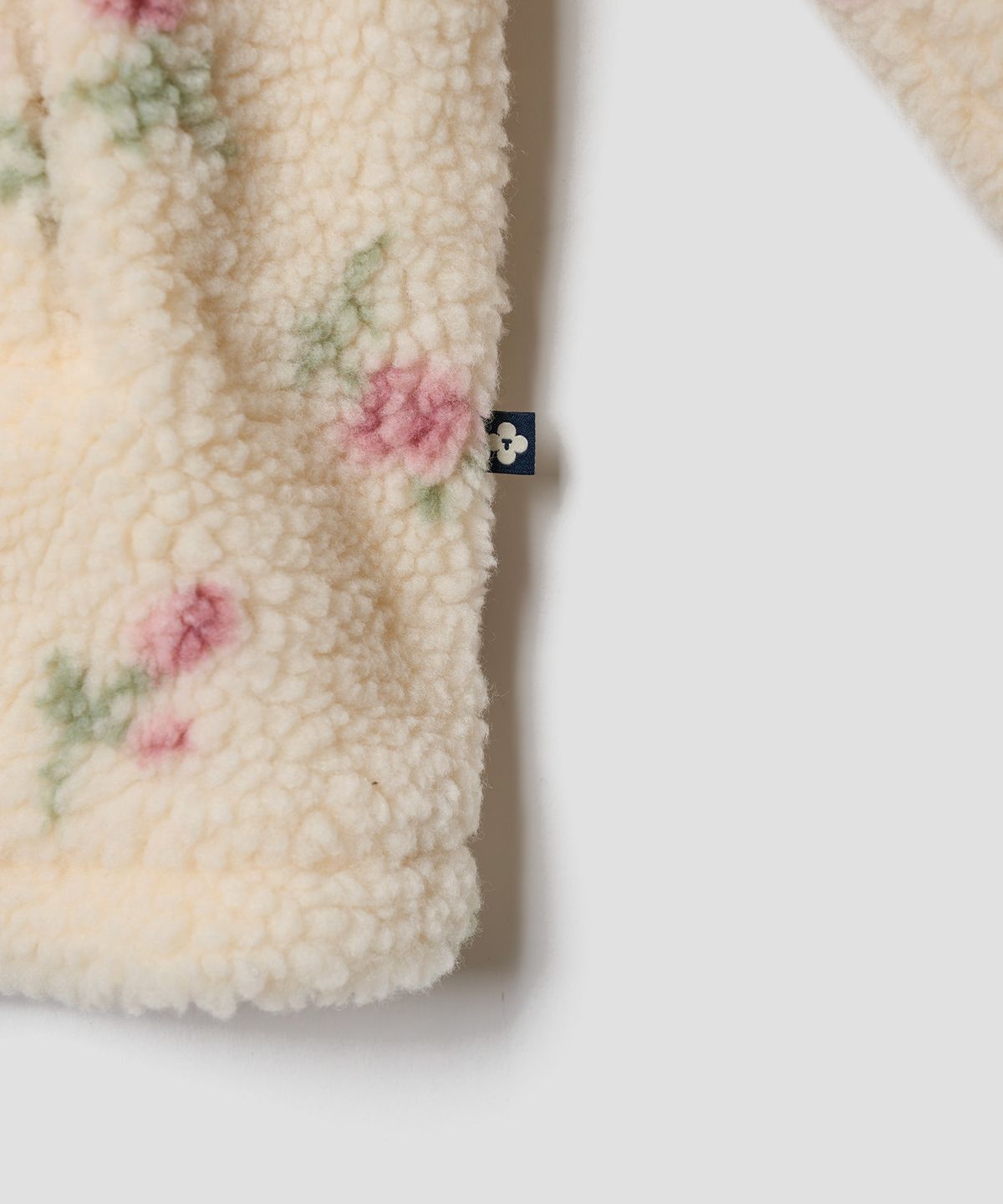 튜드먼트(TTUDEMENT) FLEECE FLORAL JACKET IVORY