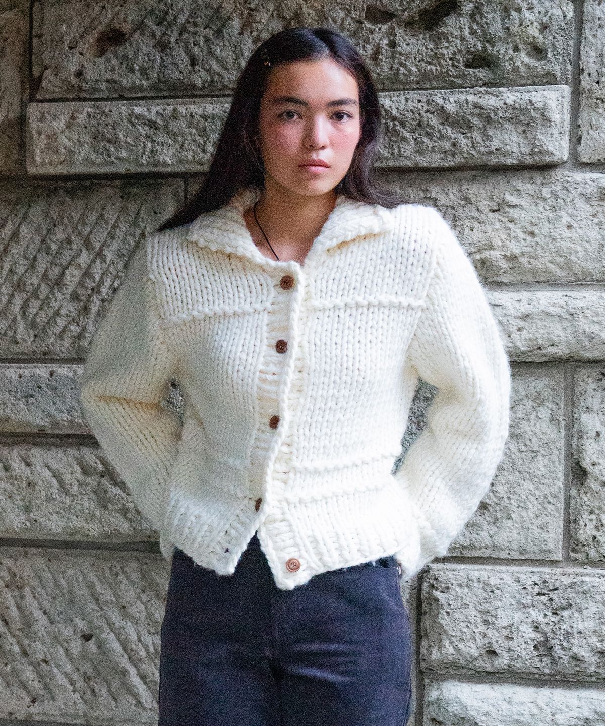튜드먼트(TTUDEMENT) CHUNKY HANDMADE CARDIGAN IVORY
