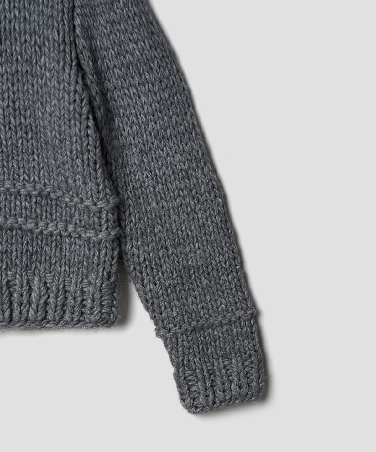 튜드먼트(TTUDEMENT) CHUNKY HANDMADE CARDIGAN MELANGE GREY