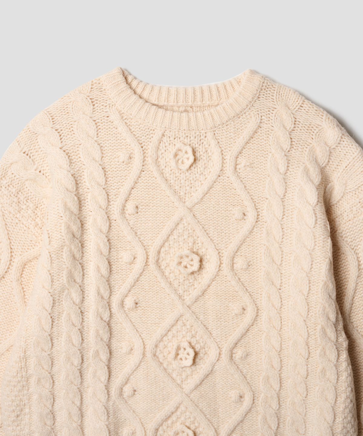 튜드먼트(TTUDEMENT) CHUNKY CABLE KNIT IVORY