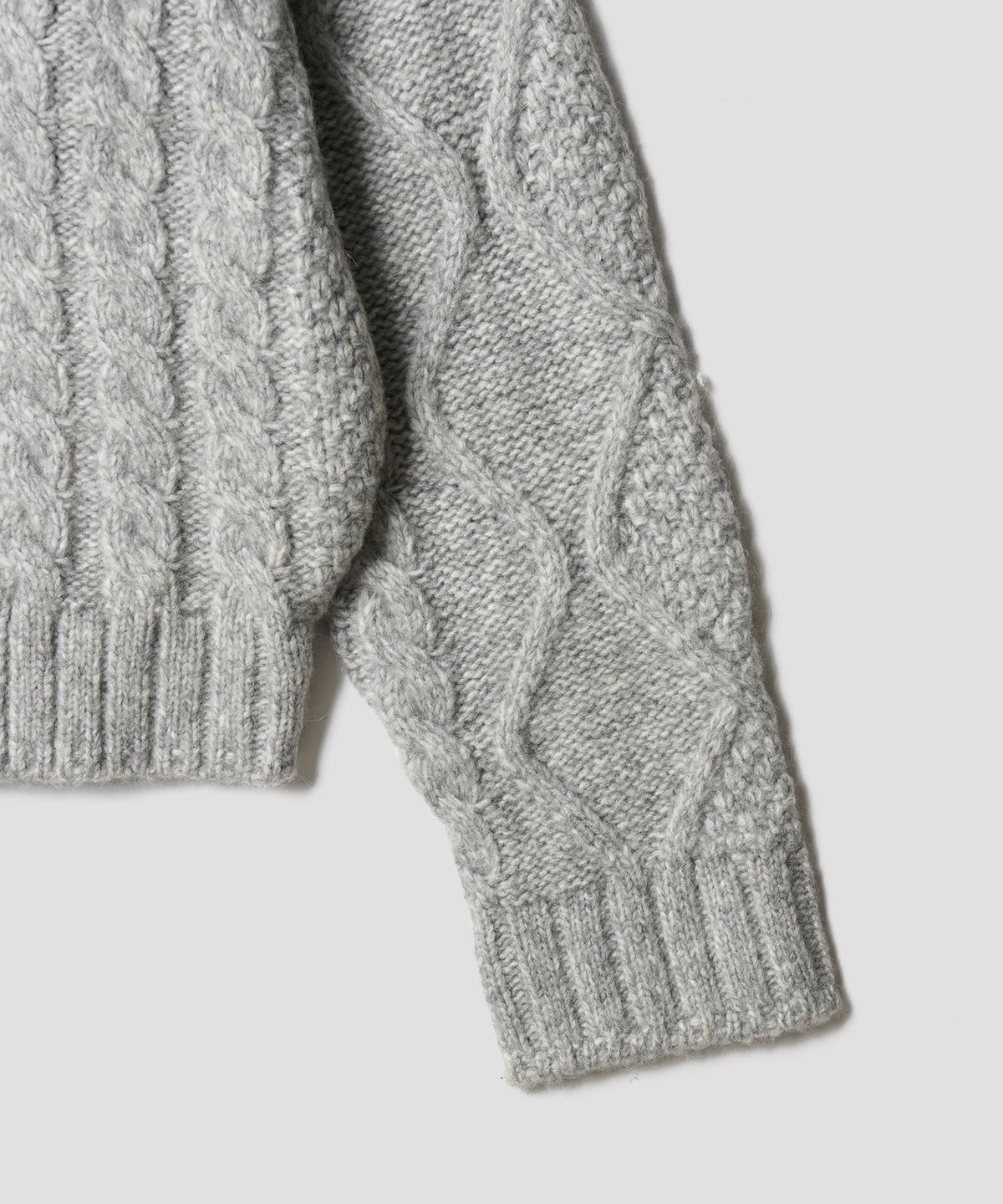 튜드먼트(TTUDEMENT) CHUNKY CABLE KNIT MELANGE GREY
