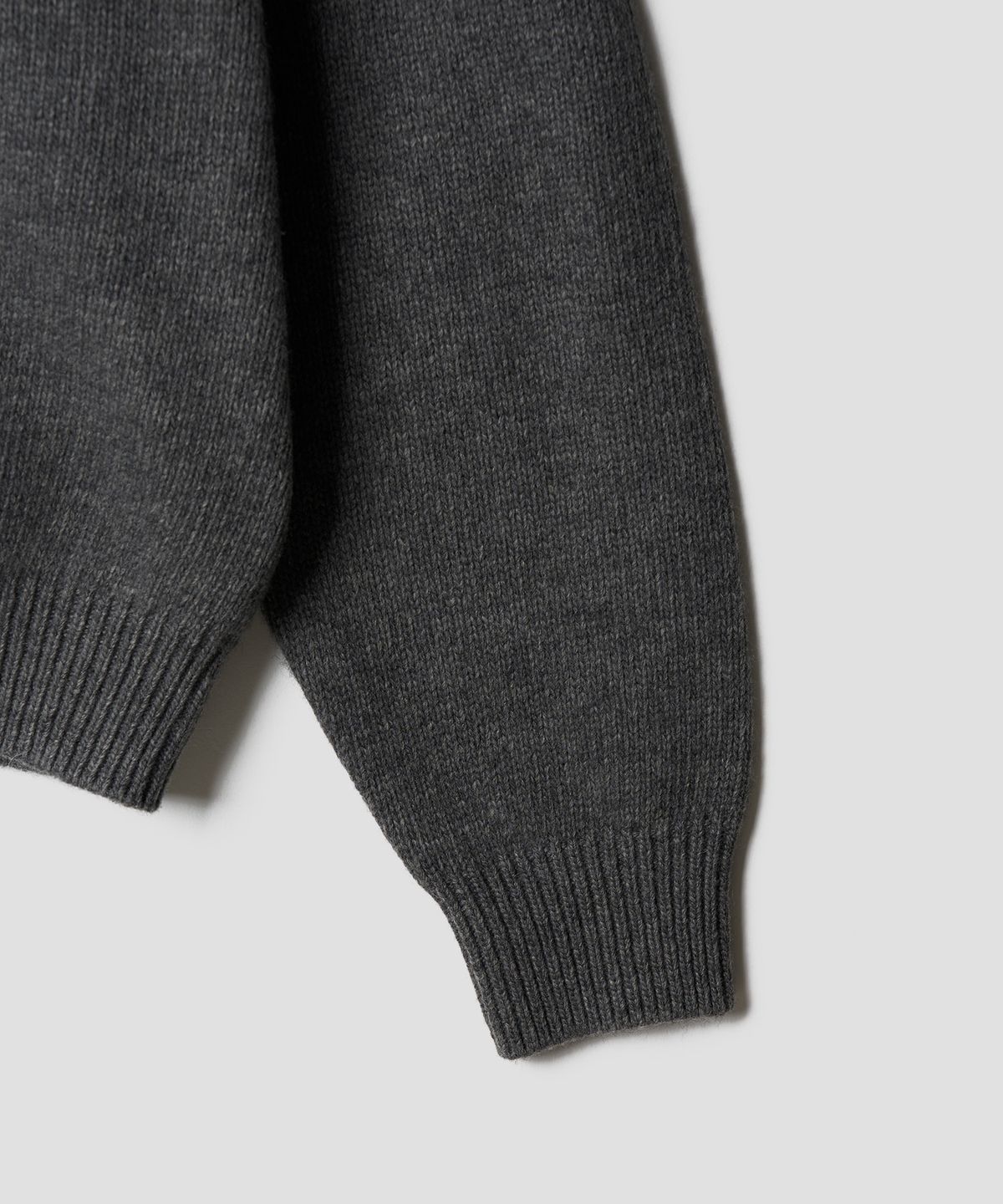 튜드먼트(TTUDEMENT) ESSENTIAL WOOL V-NECK KNIT 4COLORS