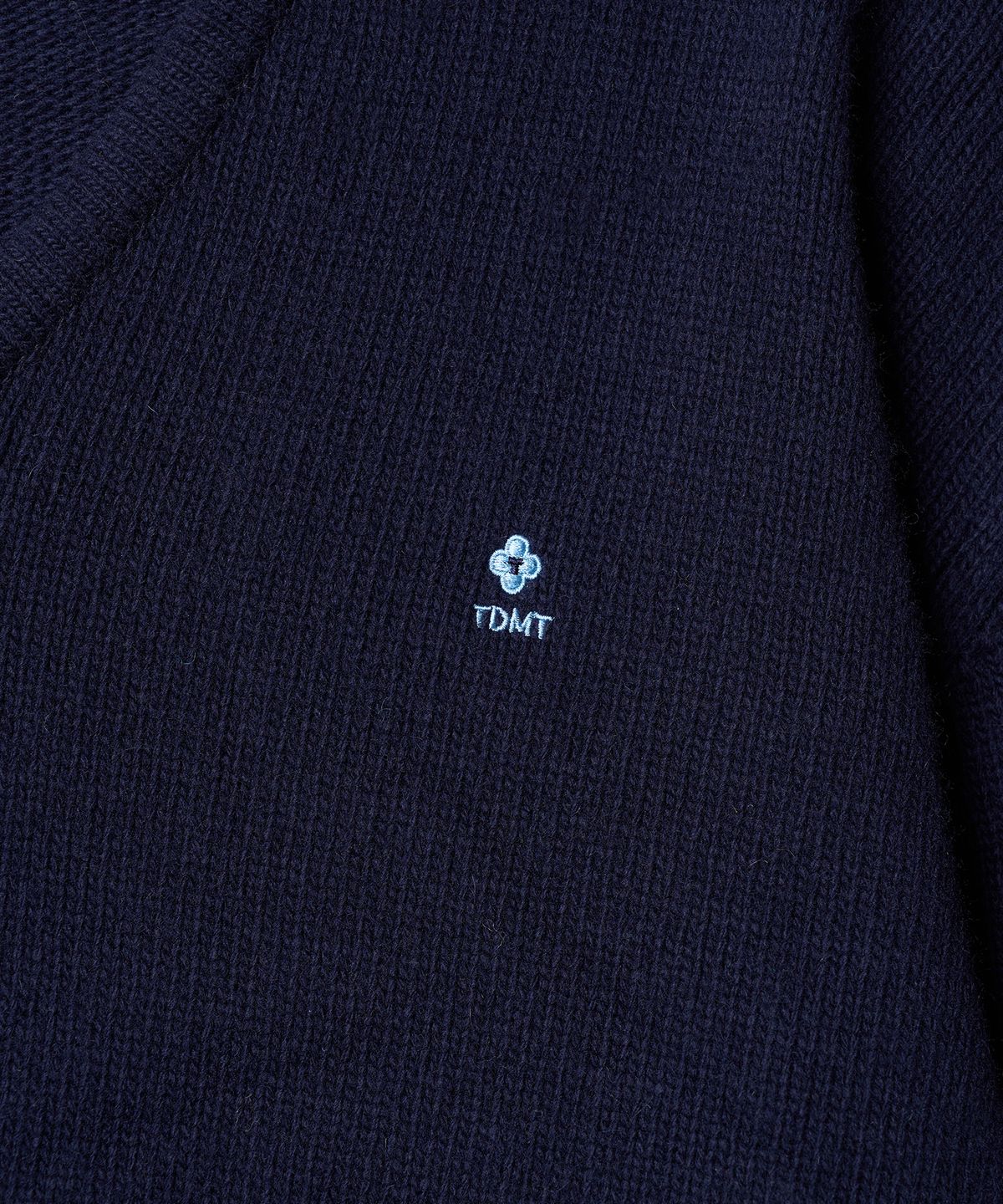 튜드먼트(TTUDEMENT) ESSENTIAL WOOL V-NECK KNIT 4COLORS