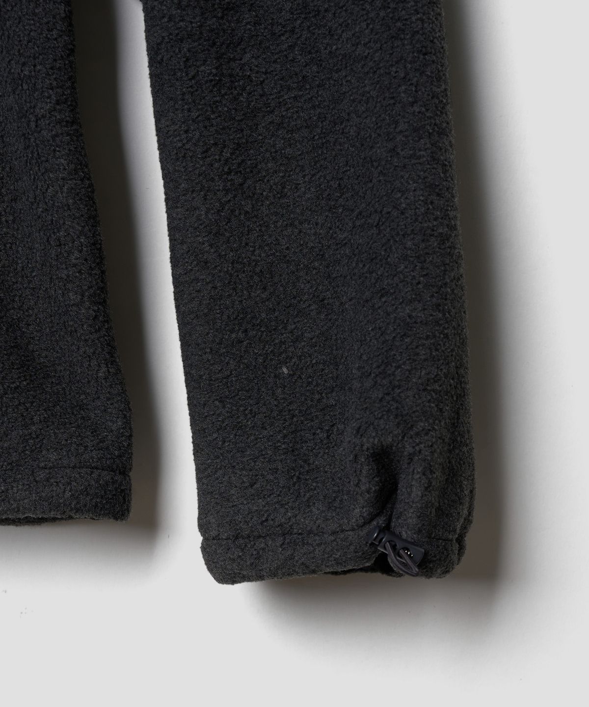 튜드먼트(TTUDEMENT) SOFT FLEECE HALF ZIP-UP CHARCOAL