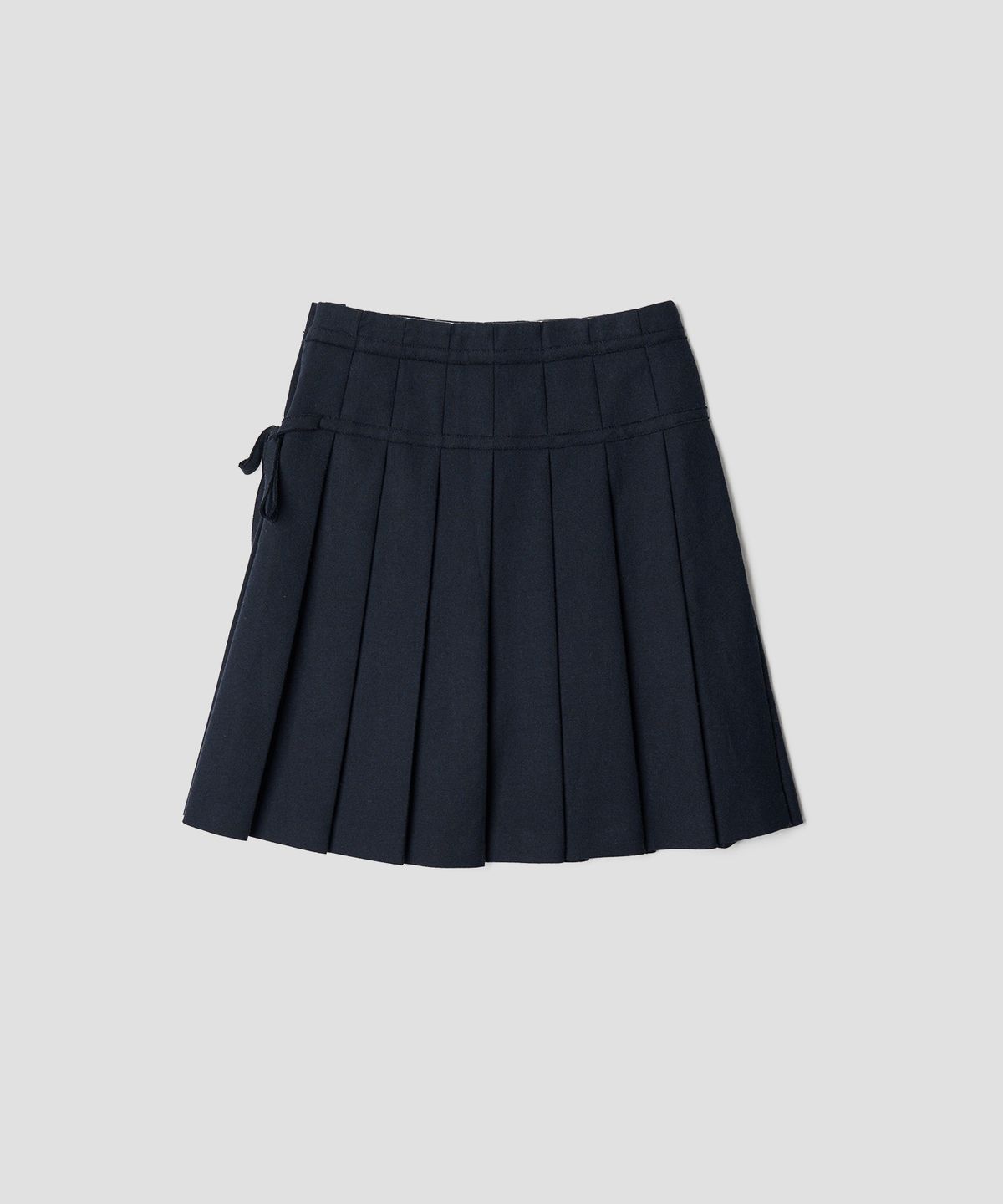튜드먼트(TTUDEMENT) RIBBON TIE PLEATED MIDI SKIRT NAVY
