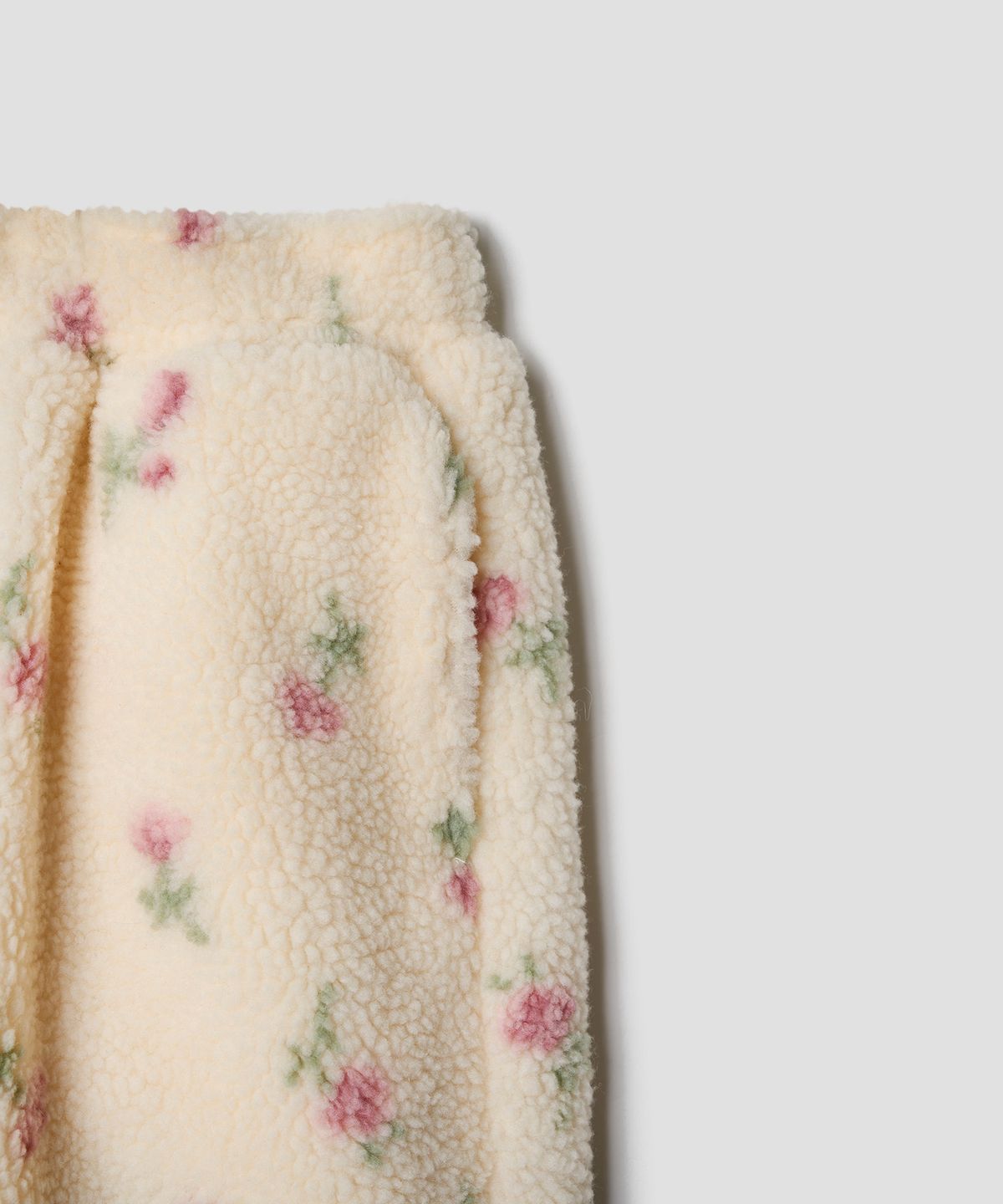 튜드먼트(TTUDEMENT) FLORAL FLEECE PANTS IVORY
