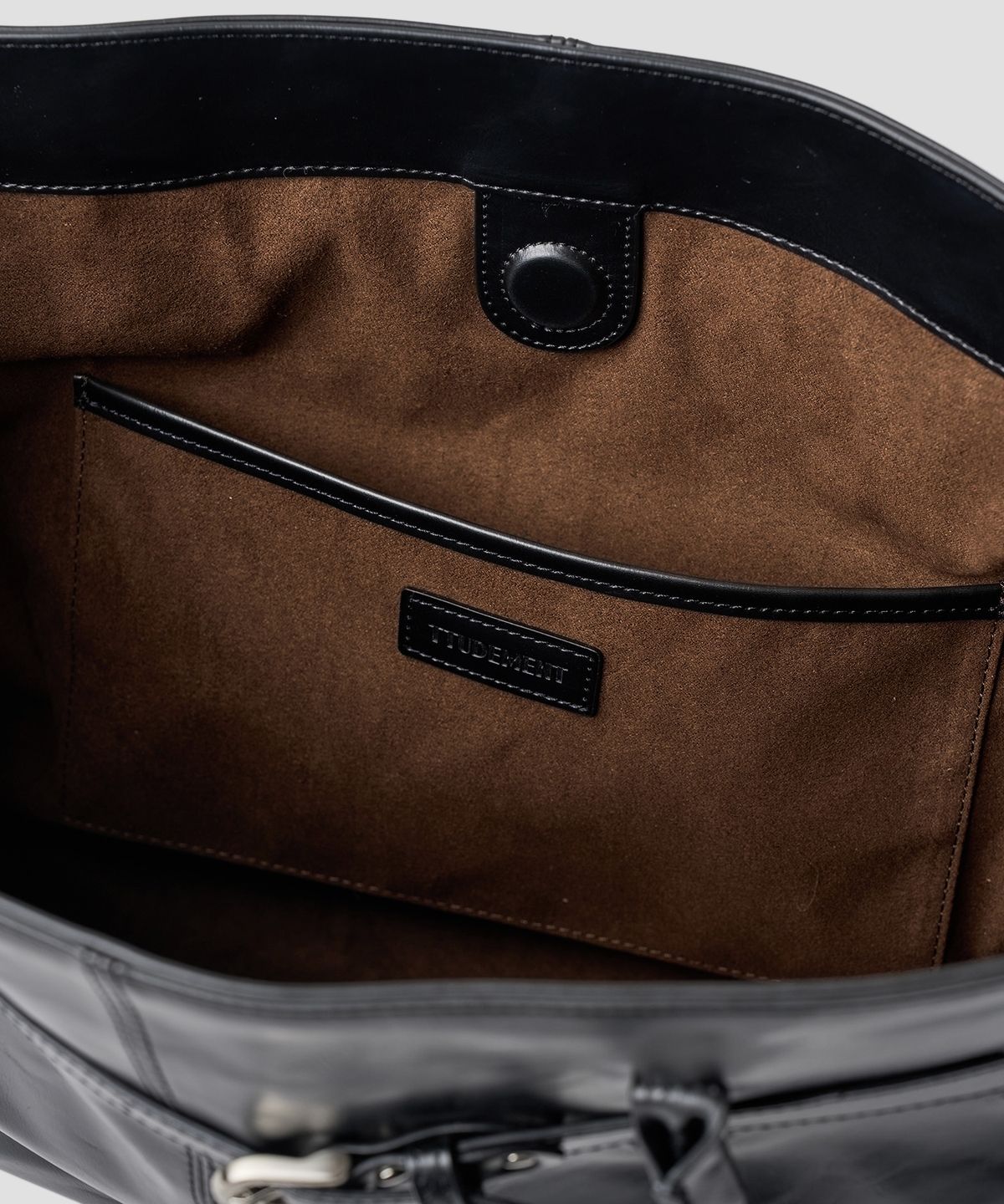 튜드먼트(TTUDEMENT) CLASSIC BELT SQUARE BAG BLACK