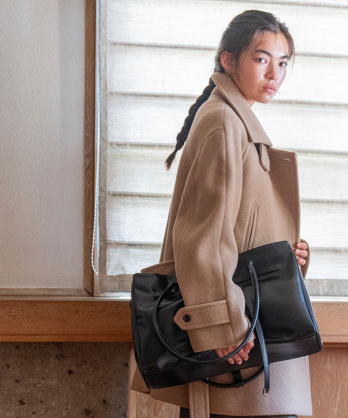 튜드먼트(TTUDEMENT) CLASSIC BELT SQUARE BAG BLACK