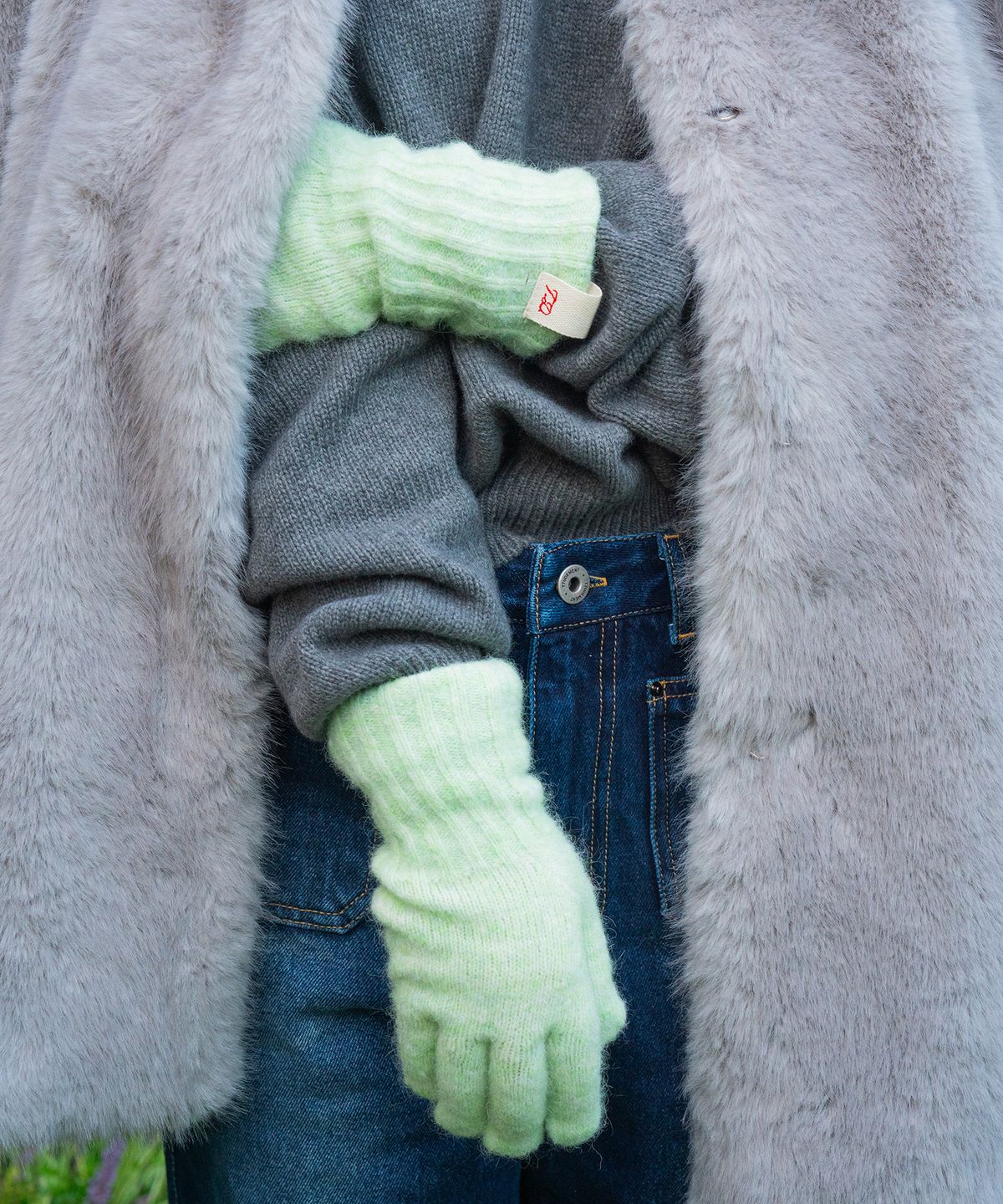 튜드먼트(TTUDEMENT) ALPACA WOOL KNIT GLOVES MELON