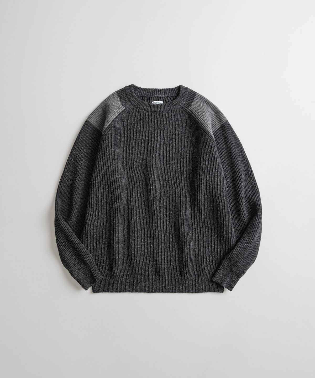 비헤비어(BEHEAVYER) DRY WOOL CREWNECK MIL KNIT charcoal
