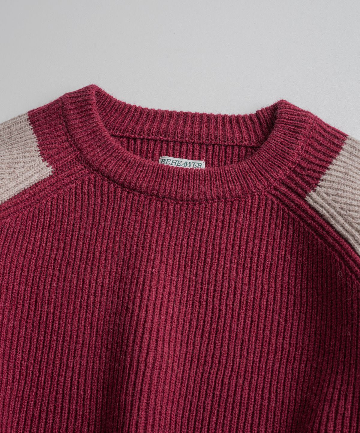 비헤비어(BEHEAVYER) DRY WOOL CREWNECK MIL KNIT wine