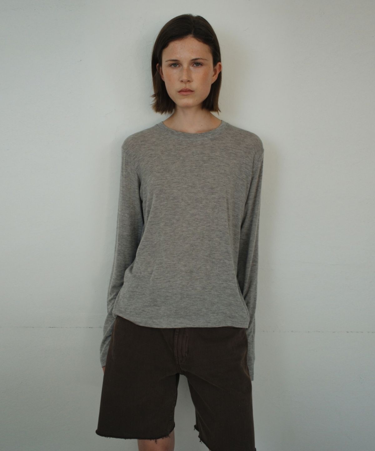 어나우트(UNNOUT) RELAXED WOOL T-SHIRT GREY