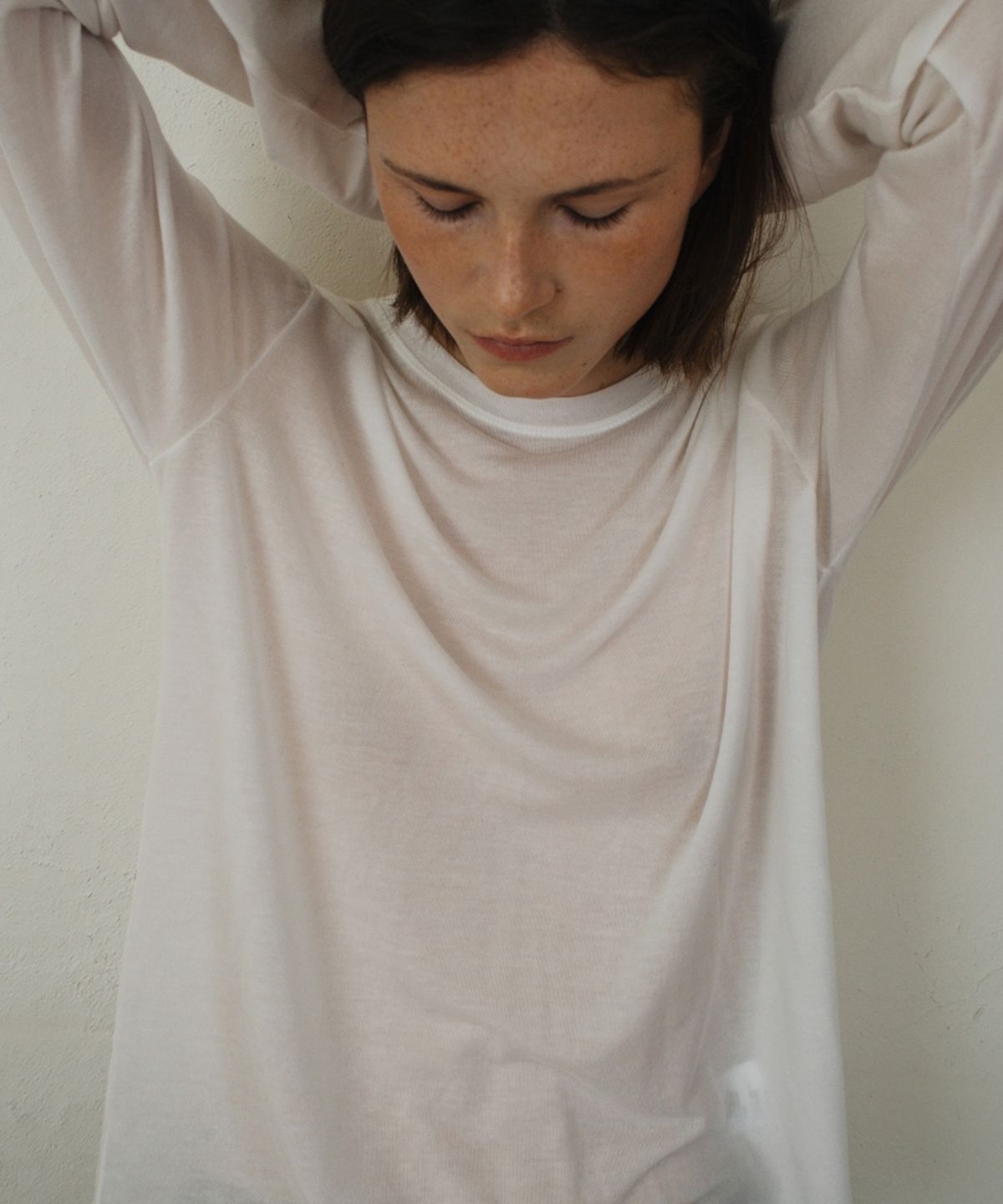 어나우트(UNNOUT) RELAXED WOOL T-SHIRT WHITE