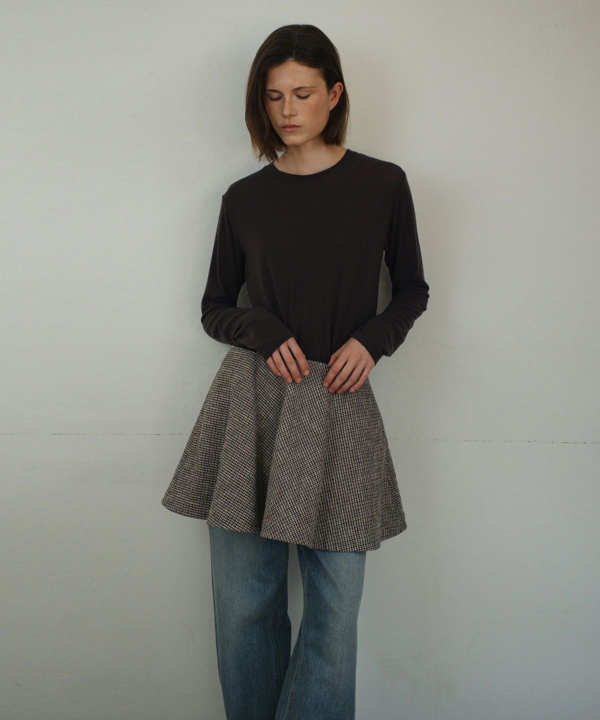 어나우트(UNNOUT) PREPPY CHECK WOOL SKIRT BEIGE