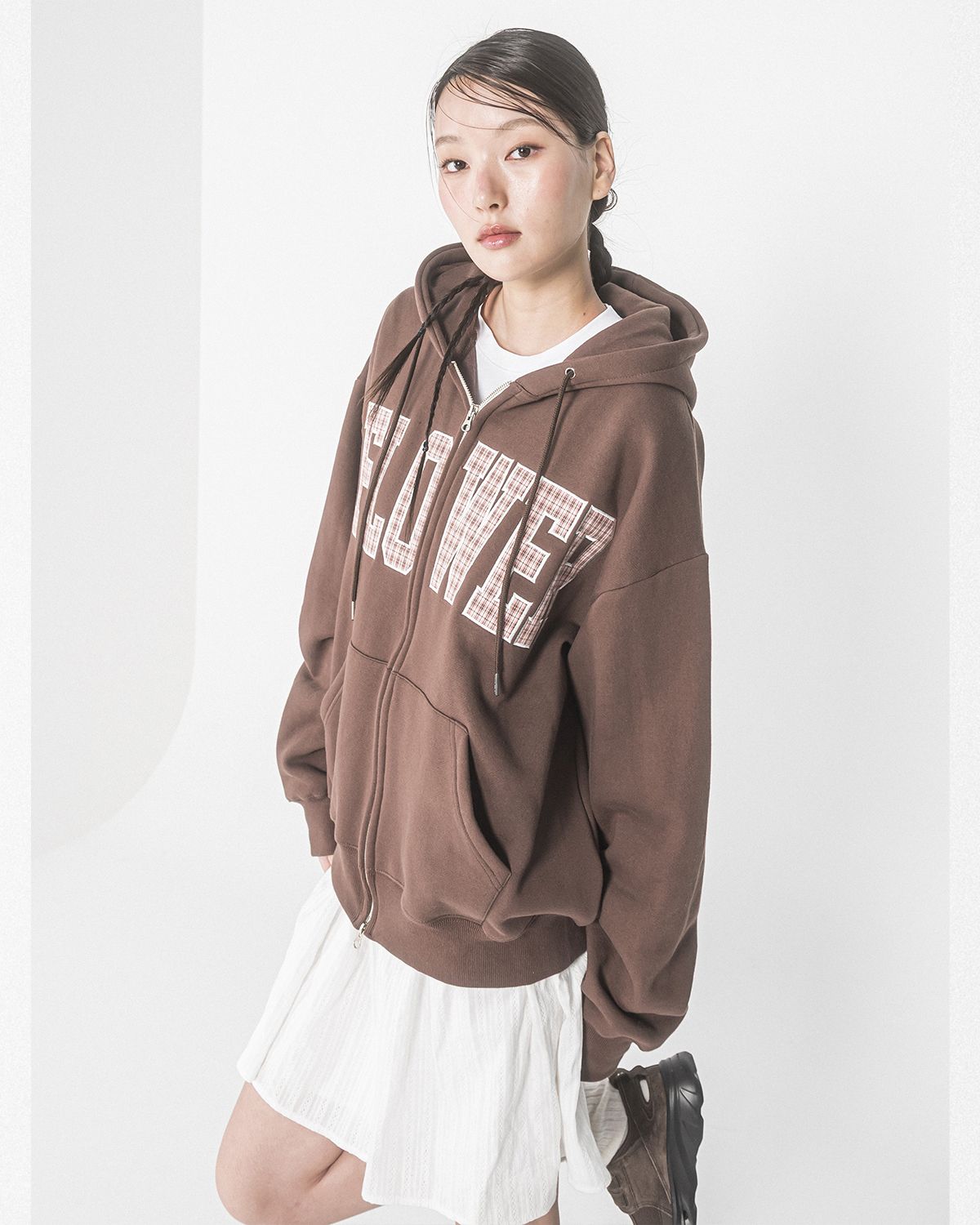 해비즘(HAVISM) CHECK PATCH FLOWER ZIP UP HOOD(BROWN)