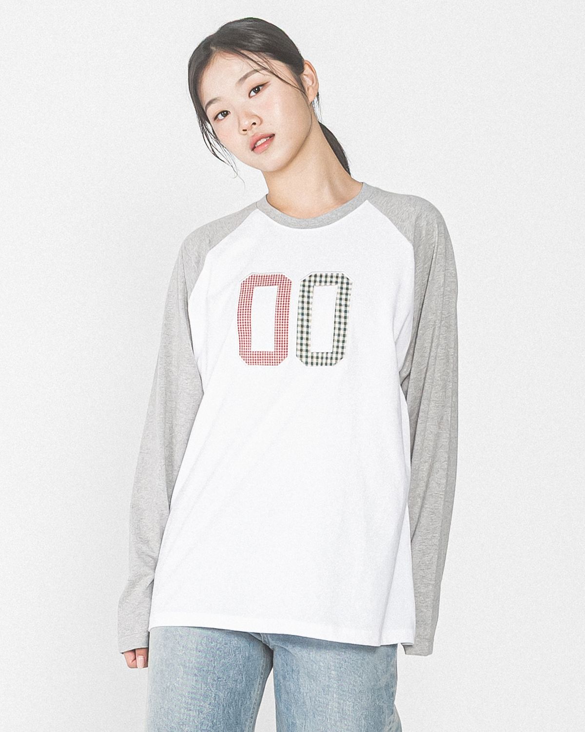 해비즘(HAVISM) 00 CHECK PATCH RAGLAN L/S TEE(WHITE)